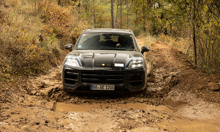 Porsche Cayenne 2023