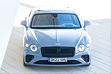 Bentley Continental GT zdobywa tytu BEST CARS