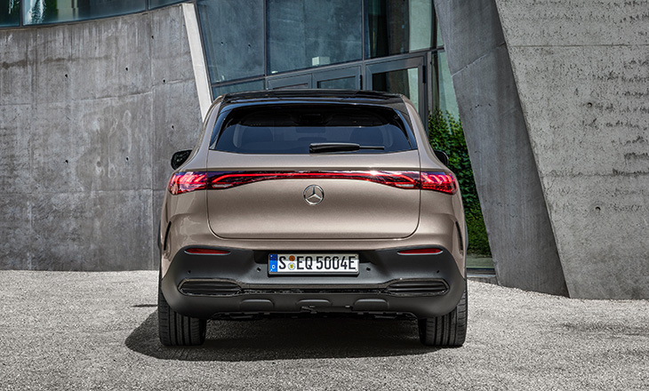 Mercedes EQE SUV