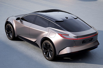Toyota Sport Crossover Concept - prototyp nowego crossovera z napdem elektrycznym
