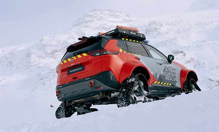 Nissan X-Trail Mountain Rescue 