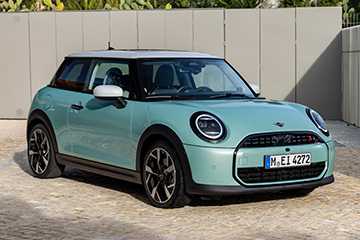 Nowe MINI Cooper S w linii stylistycznej Classic