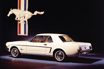 Ford Mustang wituje 60 lat