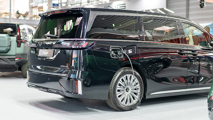 Dongfeng Pozna Motor Show 2025