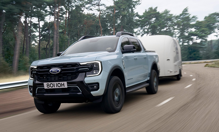 Ford Ranger Stormtrak PHEV 2025