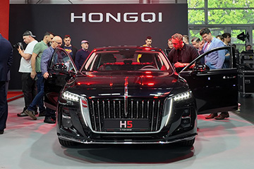 Marka Hongqi debiutuje w Polsce podczas Poznań Motorshow 2025