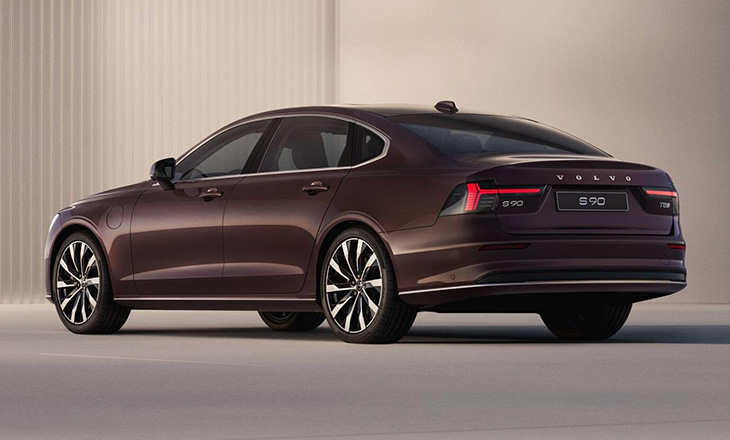 Volvo S90 2025