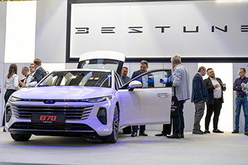 100 zamówień Bestune podczas Poznań Motorshow 2025
