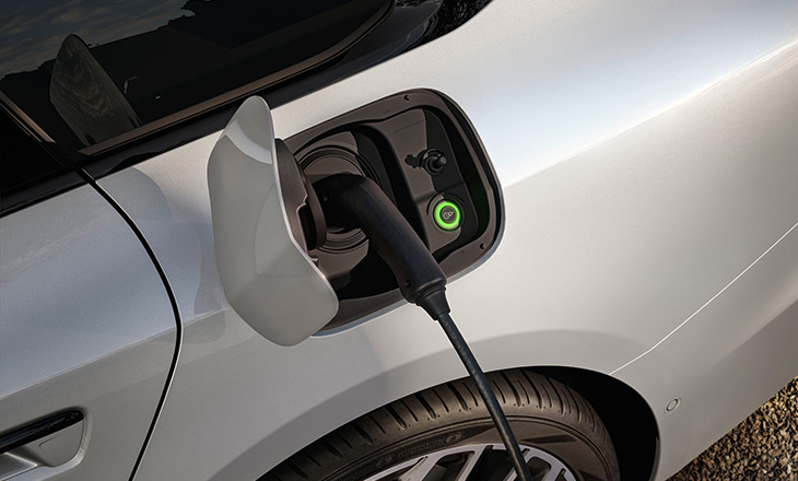 Audi A6 e-hybrid 2025