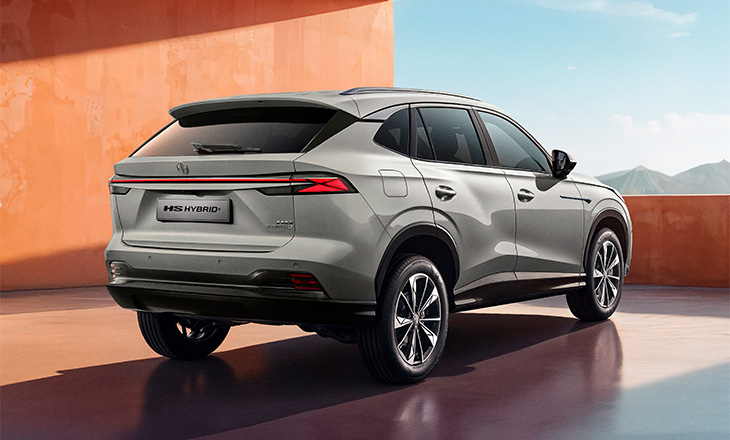 MG HS Hybrid+ 2025