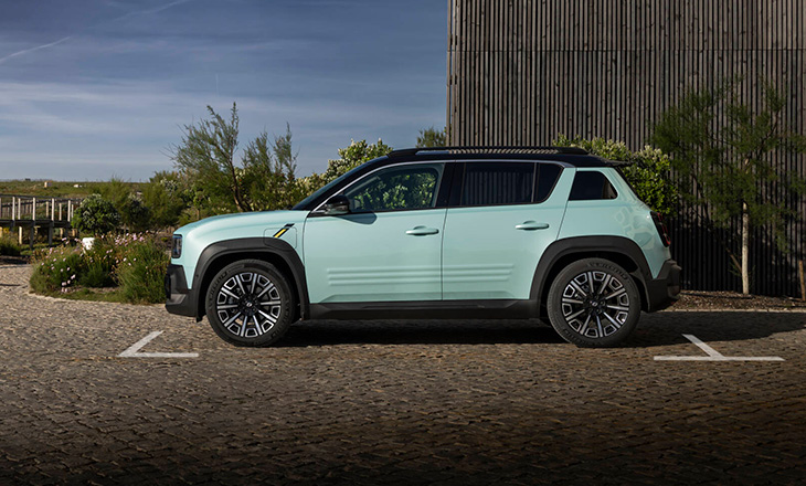 Renault 4 E Tech electric 2025