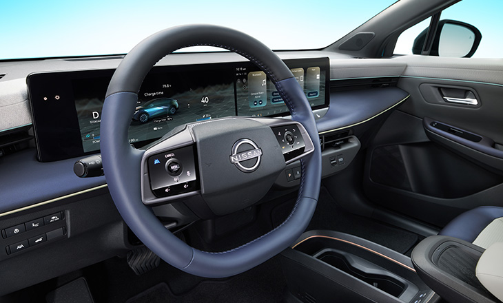 Nissan LEAF 2025