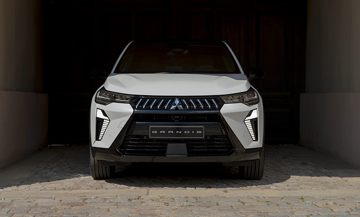 Mitsubishi Grandis SUV 2025