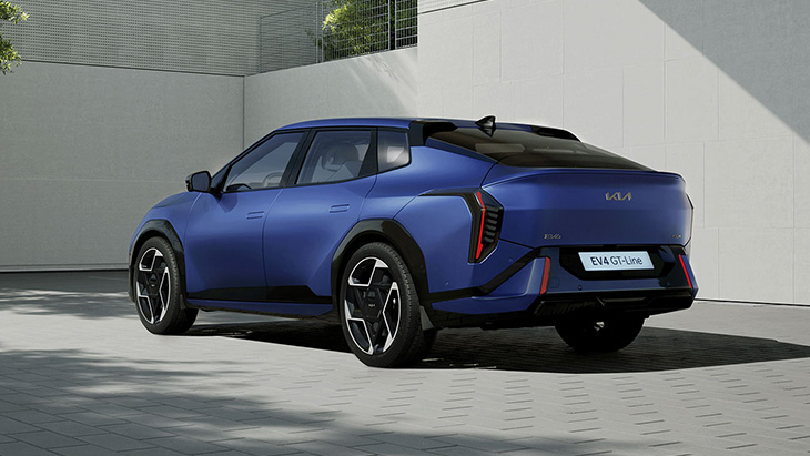 KIA EV4 2025