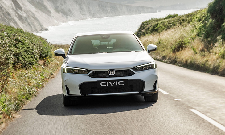 Honda Civic e:HEV 2025