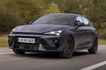 Nowa CUPRA Leon VZ wyjeda na drogi