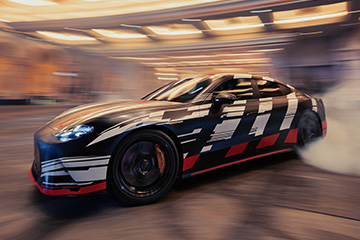 Premiera nowego Mercedes-AMG GT 4-drzwiowego Coupe w Las Vegas