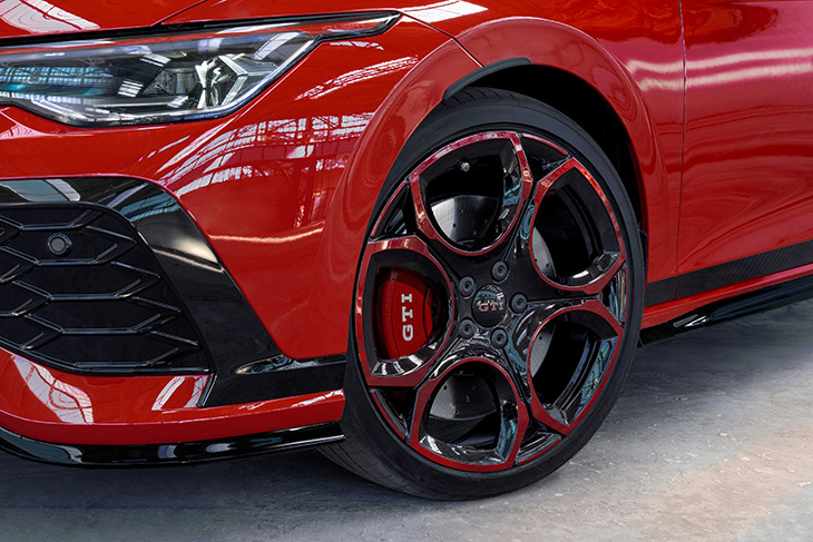 Volkswagen Golf GTI Edition 50