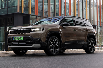 Nowy Jeep Compass redefiniuje standardy w segmencie C-SUV