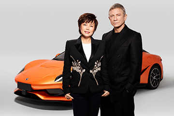 Daniel Craig twarz� nowej gamy modeli Denza