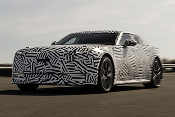 Nowy Luksusowy Jaguar GT - prowadzenie godne legendy Jaguara