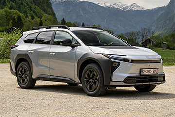 Elektryzuj�ce Premiery na Dniach Otwartych w salonach Toyoty