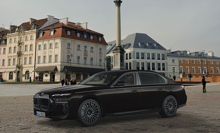 BMW Seria 7 Nero Lusso 2026