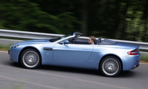 Aston Martin V8 Vantage Roadster (2009)