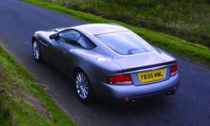 Aston Martin V12 Vanquish (2001)