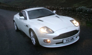 Aston Martin V12 Vanquish S (2004)
