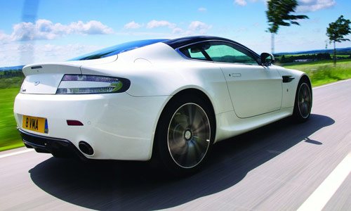 Aston Martin V8 Vantage N420 '2011