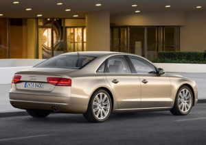 Audi A8 (D4) (2010-)
