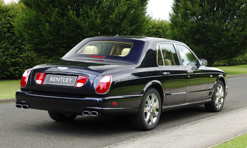 Bentley Arnage Train Race