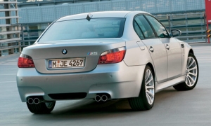 BMW M5 (2004)