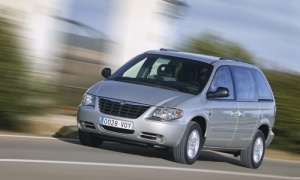 Chrysler Voyager (mkIII) (facelift) (2004-)