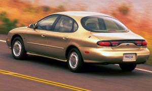Ford Taurus (III) (1996-1999)