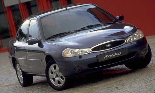 Ford Mondeo Ghia Saloon '1996