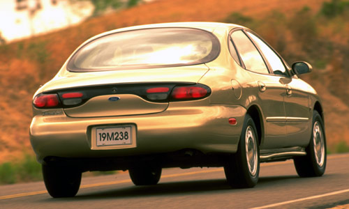 Ford Taurus SE '1999