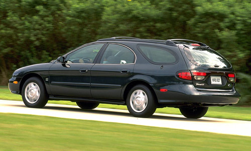 Ford Taurus Wagon '1999
