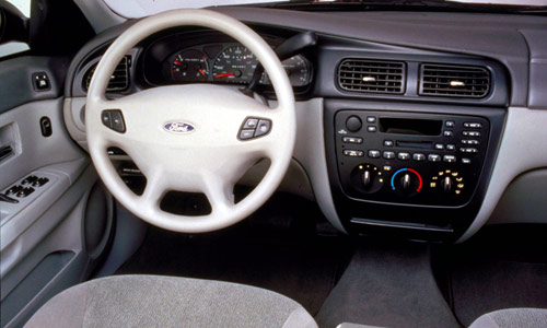 Ford Taurus SE '2000