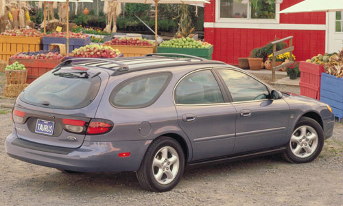 Ford Taurus SE Wagon '2000