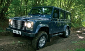 Land Rover Defender (2007-)