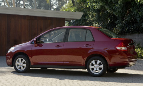 Nissan Versa '2010