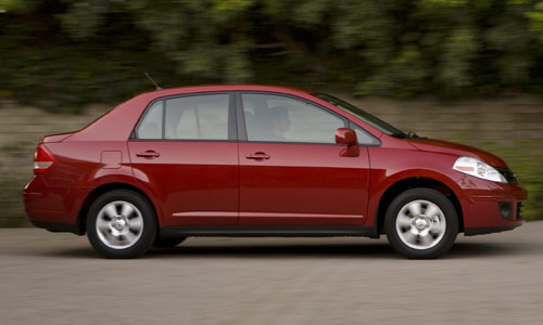 Nissan Versa '2010