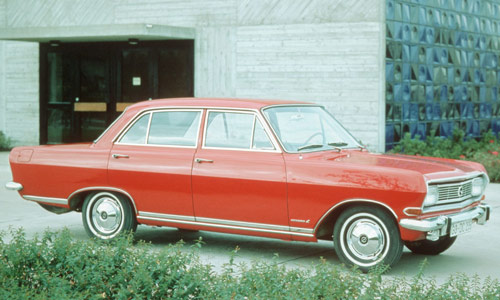 Opel Rekord B Luxus, 1966-1967