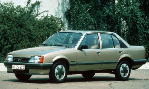 Opel Rekord E '82, 1982-1986