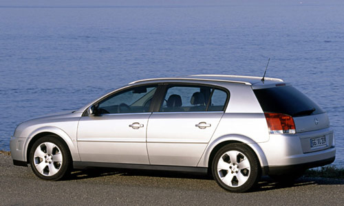 Opel Signum '2003