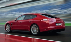 Porsche Panamera GTS (2012)