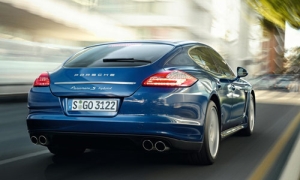 Porsche Panamera Hybrid (2012)