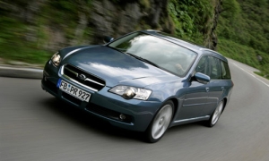 Subaru Legacy (2003-)